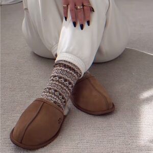 UGG Scuff Slipper Chestnut